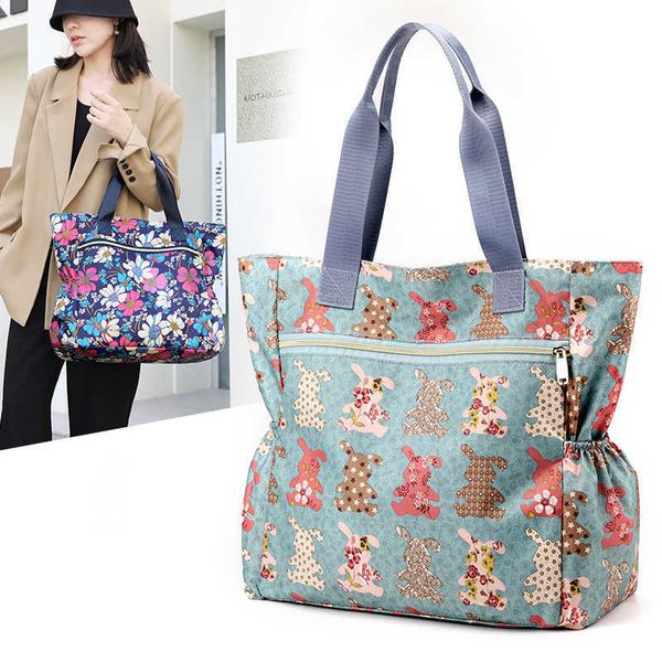 oxford cloth printed handbag new fashion shoulder bag leisure large capacity shopping bag nylon butot women's bag
oxford cloth printed handbag new fashion shoulder bag leisure large capacity shopping bag nylon butot women's bag
