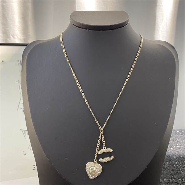 20 style c-letter ccity gold cuban link chain pendant necklaces brand designer necklaces for women man party choker jewelry accessories 3843, Silver
20 style c-letter ccity gold cuban link chain pendant necklaces brand designer necklaces for women man party choker jewelry accessories 3843, Silver
