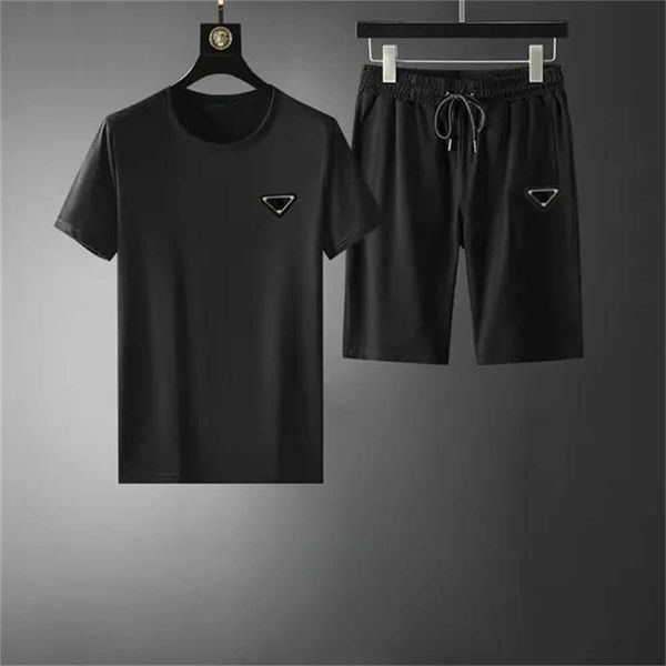 mens tracksuits t shirt sets luxury designers mens womens tshirts tracksuit jogger sportswear summer sweatershirts sweatpants streetwear pul, White;black
mens tracksuits t shirt sets luxury designers mens womens tshirts tracksuit jogger sportswear summer sweatershirts sweatpants streetwear pul, White;black