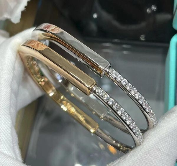 bangle trend brand luxury jewelry bangles for women classics geometric zircon lock rose gold anniversary gift 230706, Black
bangle trend brand luxury jewelry bangles for women classics geometric zircon lock rose gold anniversary gift 230706, Black