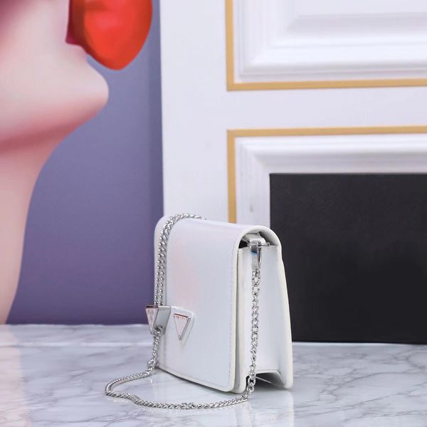 luxury designer woman dermis bags nylon shoulder bags hobos handbags chain purses designer crossbody baguettes lady small totes
luxury designer woman dermis bags nylon shoulder bags hobos handbags chain purses designer crossbody baguettes lady small totes