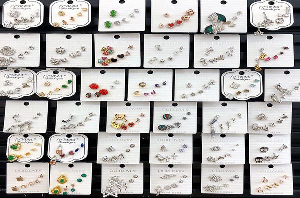 luxury designer jewelry women earrings korean style 3 piece set zirconia fashion designer small stud earrings 6069338, Golden;silver
luxury designer jewelry women earrings korean style 3 piece set zirconia fashion designer small stud earrings 6069338, Golden;silver