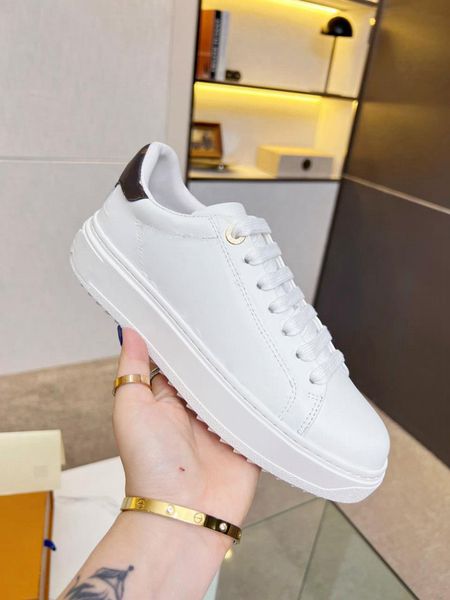 designer athletic running shoes luis trainer women outdoors sports shoes vuttonity zapatos casual retro sneakers v072
designer athletic running shoes luis trainer women outdoors sports shoes vuttonity zapatos casual retro sneakers v072