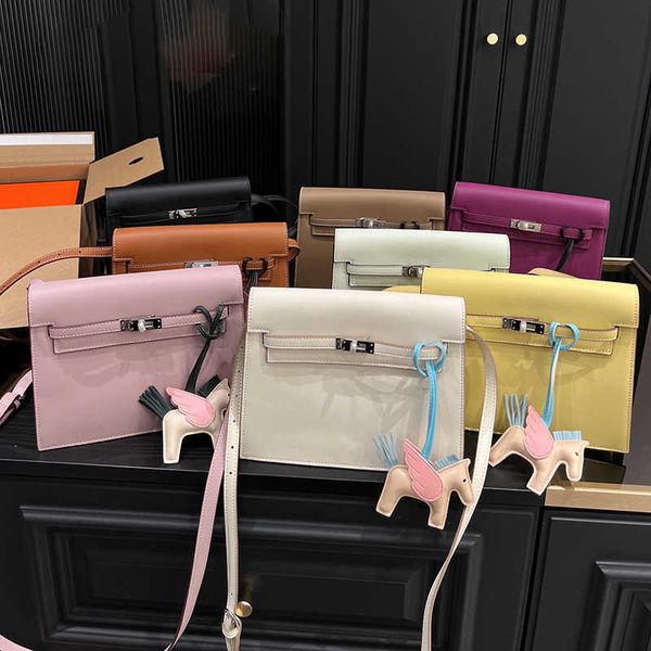 large shoulder bags dance clutch bag book totes womens designers handbags leather shopping bookbag with horse pendant
large shoulder bags dance clutch bag book totes womens designers handbags leather shopping bookbag with horse pendant