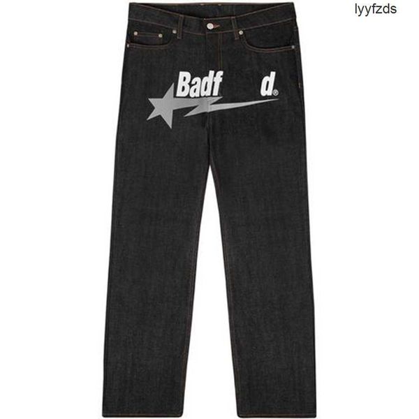 2023 designer mens jeans university y2k badfriend hip hop letter printed black pants men women fashion casual rock wide foot baggy trouser s
2023 designer mens jeans university y2k badfriend hip hop letter printed black pants men women fashion casual rock wide foot baggy trouser s