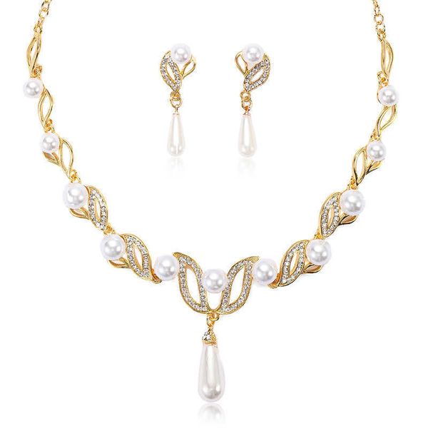 pearl necklace earring set women's fashion temperament alloy droplet bridal dress accessories 230628, Silver
pearl necklace earring set women's fashion temperament alloy droplet bridal dress accessories 230628, Silver
