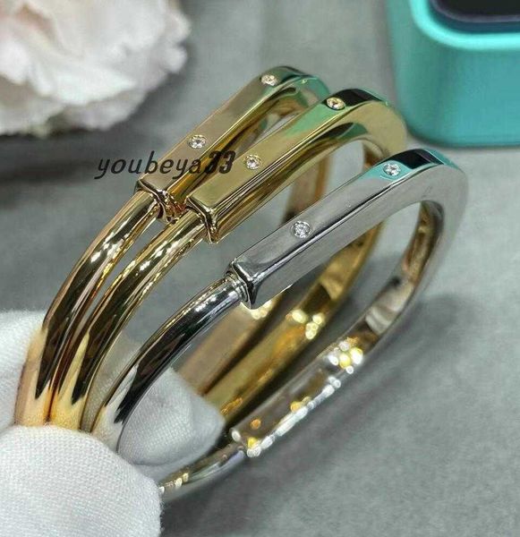tiff designer lock bangle bracelet paved diamond 925 silver jewelry rose gold 18k gold love cuff classic fashion for men women luxury mother, Black
tiff designer lock bangle bracelet paved diamond 925 silver jewelry rose gold 18k gold love cuff classic fashion for men women luxury mother, Black