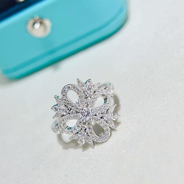 high grade 925 sterling silver snowflake lady diamond ring fashion designer engagement ring high-quality jewelry girl love gift box, Slivery;golden
high grade 925 sterling silver snowflake lady diamond ring fashion designer engagement ring high-quality jewelry girl love gift box, Slivery;golden