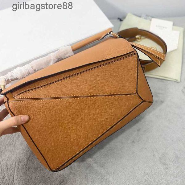 splicing loewsbag geometry girl bags cool bag puzzles pillow designer real genuine leather 2023 winter cowhide single shoulder span handbags
splicing loewsbag geometry girl bags cool bag puzzles pillow designer real genuine leather 2023 winter cowhide single shoulder span handbags
