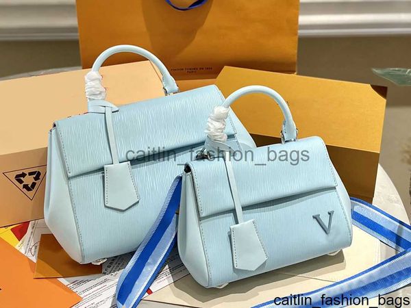 cluny bb women's shoulder bags fashion wave genuine leather totes crossbody women monograms outdoor luxurys purses size 20/25cm caitlin
cluny bb women's shoulder bags fashion wave genuine leather totes crossbody women monograms outdoor luxurys purses size 20/25cm caitlin