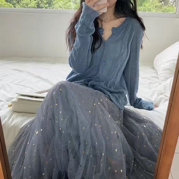 skirts elegant long mesh skirt women korean fashion sequined star summer ladies tulle skirts pleated elastic high waist party white 230707, Black
skirts elegant long mesh skirt women korean fashion sequined star summer ladies tulle skirts pleated elastic high waist party white 230707, Black