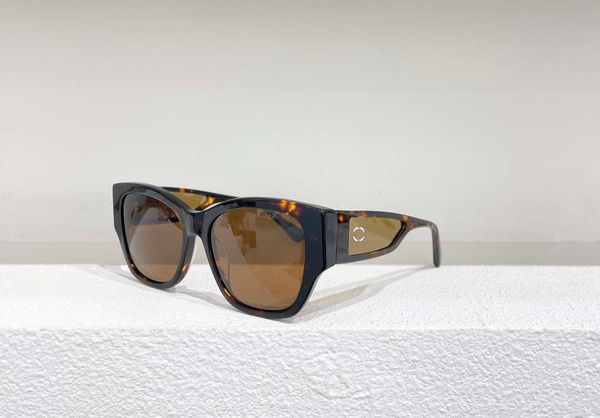 sunglasses for men women summer ch98 style anti-ultraviolet retro plate cay eye full frame random box, White;black
sunglasses for men women summer ch98 style anti-ultraviolet retro plate cay eye full frame random box, White;black