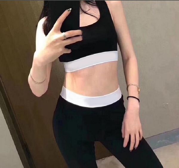 designer yoga suit textile embroidery bikini set brand letters swimwears designer metal chain ladies backless split swimsuit