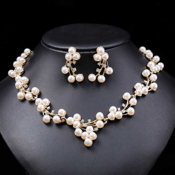 new pearl necklace set women's light luxury small and versatile sweater chain bone alloy 230628, Silver
new pearl necklace set women's light luxury small and versatile sweater chain bone alloy 230628, Silver