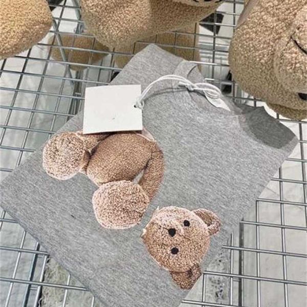 23ss child tshirt toddler tee kid designer t shirt boys girls round neck pure cotton decapitated bear letter printing t-shirt kids clothes p, White;black
23ss child tshirt toddler tee kid designer t shirt boys girls round neck pure cotton decapitated bear letter printing t-shirt kids clothes p, White;black
