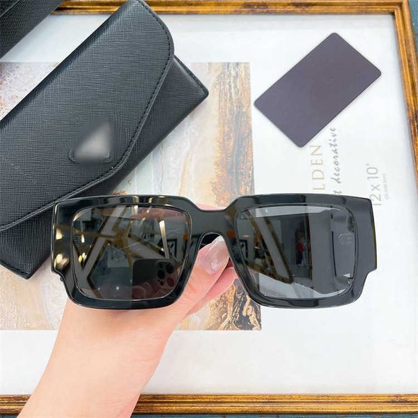 Designer inverted triangle sunglasses for men and women Outdoor Travel Beach sunglasses P family Fashion female star ins net red personality box plate SPR12z
Designer inverted triangle sunglasses for men and women Outdoor Travel Beach sunglasses P family Fashion female star ins net red personality box plate SPR12z