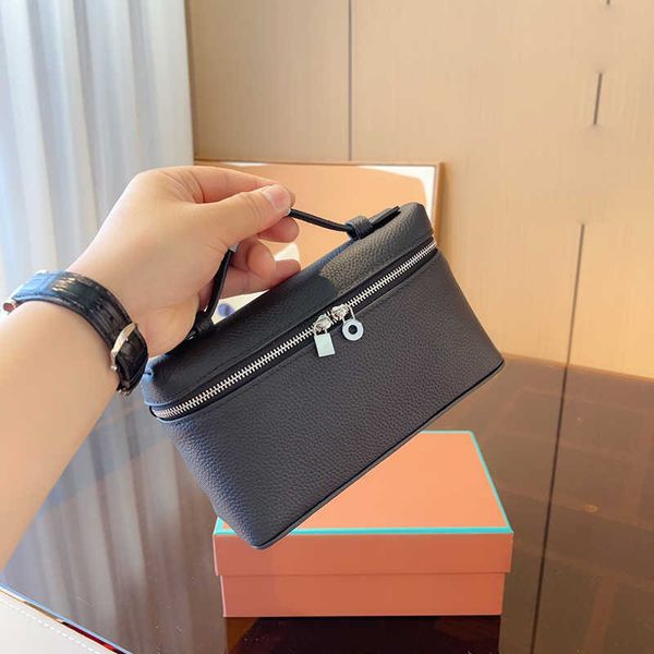 loro piana lunchbox bag loro pocket large capacity totes designer tote bag women desing handbag fashion solid color quality cosmetic bag lea
loro piana lunchbox bag loro pocket large capacity totes designer tote bag women desing handbag fashion solid color quality cosmetic bag lea