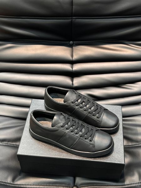 2023 designer loafers women's men's travel leather lace up sneakers 100% leather fashionable running sneakers casual shoes triangl, Black
2023 designer loafers women's men's travel leather lace up sneakers 100% leather fashionable running sneakers casual shoes triangl, Black