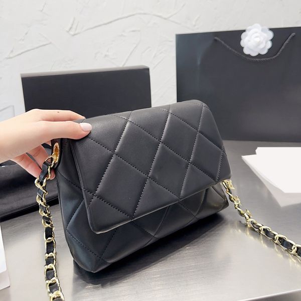 womens designer classic mini flap quilted bags with letter gold metal hardware matelasse chain crossbody shoulder cosmetic designers clutch
womens designer classic mini flap quilted bags with letter gold metal hardware matelasse chain crossbody shoulder cosmetic designers clutch