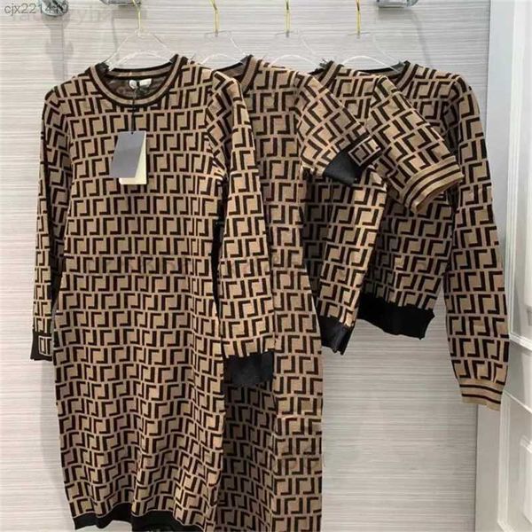 women classic vintage knit dress fashion cardigan full letter senior sleeves long sleeve 5 kinds r21c, Black;gray
women classic vintage knit dress fashion cardigan full letter senior sleeves long sleeve 5 kinds r21c, Black;gray