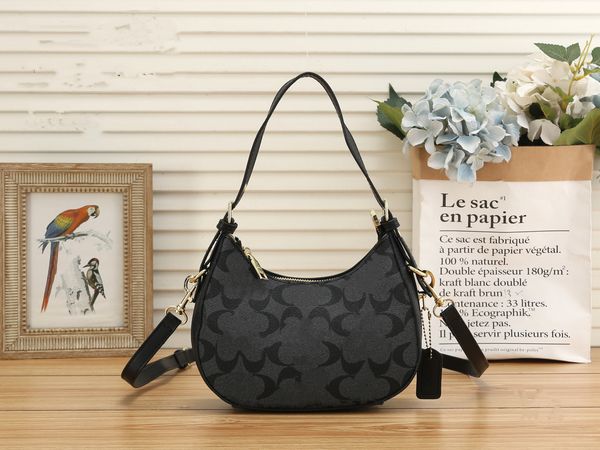 soft tabby designer half moon ladies totes gold c hasp underarm shoulder bag crossbody girls fashion handbags
soft tabby designer half moon ladies totes gold c hasp underarm shoulder bag crossbody girls fashion handbags