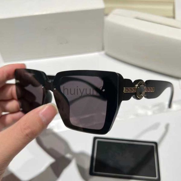 luxury sunglasses polaroid lens designer womens mens goggle senior eyewear for women eyeglasses frame vintage metal sun glasses v7751, White;black
luxury sunglasses polaroid lens designer womens mens goggle senior eyewear for women eyeglasses frame vintage metal sun glasses v7751, White;black