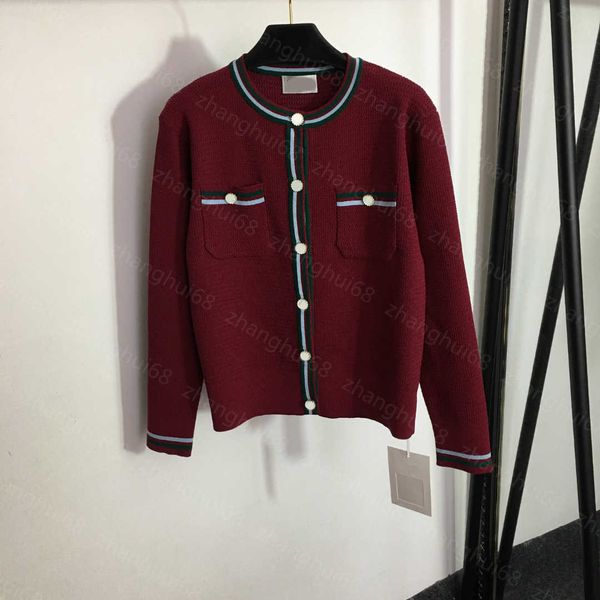 23ss womens designer clothing women sweater autumn and winter new button single breasted crew neck striped long sleeve knitted cardigan coat, White;black
23ss womens designer clothing women sweater autumn and winter new button single breasted crew neck striped long sleeve knitted cardigan coat, White;black