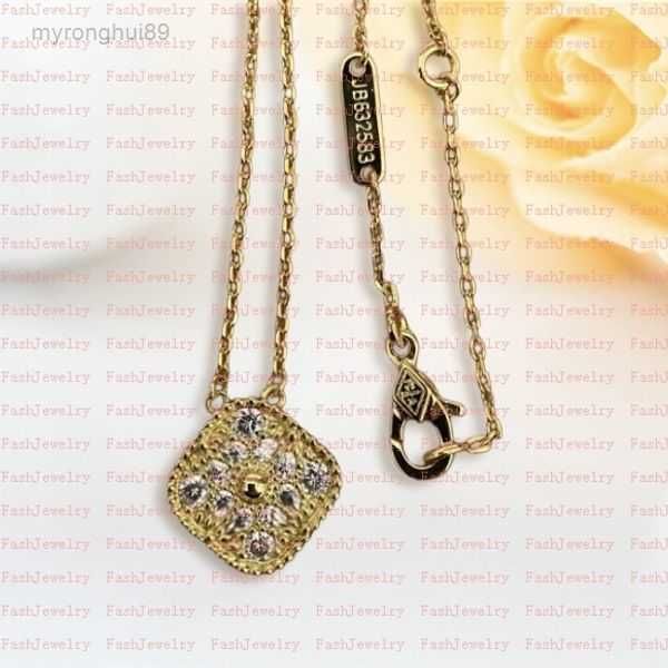 designer pendant necklaces for women elegant 4/four clover locket necklace highly quality choker chains jewelry plated girls gift xuk6, Silver
designer pendant necklaces for women elegant 4/four clover locket necklace highly quality choker chains jewelry plated girls gift xuk6, Silver