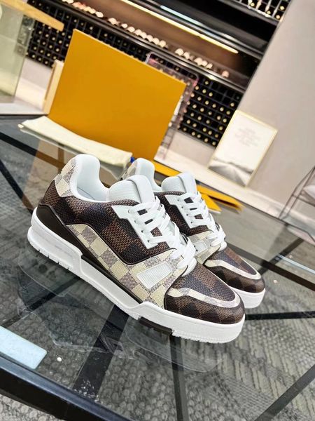 2023 new fashion designer sneaker virgil trainer casual shoes calfskin leather abloh white green red blue letter overlays platform low sneak, Black
2023 new fashion designer sneaker virgil trainer casual shoes calfskin leather abloh white green red blue letter overlays platform low sneak, Black