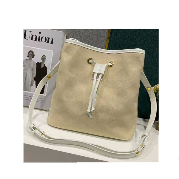 luxury designer crossbody bag ladies fashion bucket handbag monograms embroidery fashions classics handbags women luxurys brands shoulder ba
luxury designer crossbody bag ladies fashion bucket handbag monograms embroidery fashions classics handbags women luxurys brands shoulder ba