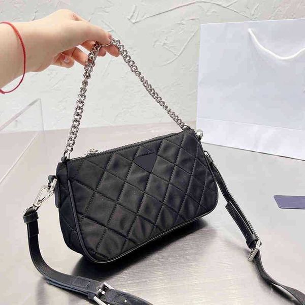 pd black diamond check designer bag women triangle shoulder bag designer handbag fashion tote bag womens luxury chain crossbody bags purses
pd black diamond check designer bag women triangle shoulder bag designer handbag fashion tote bag womens luxury chain crossbody bags purses