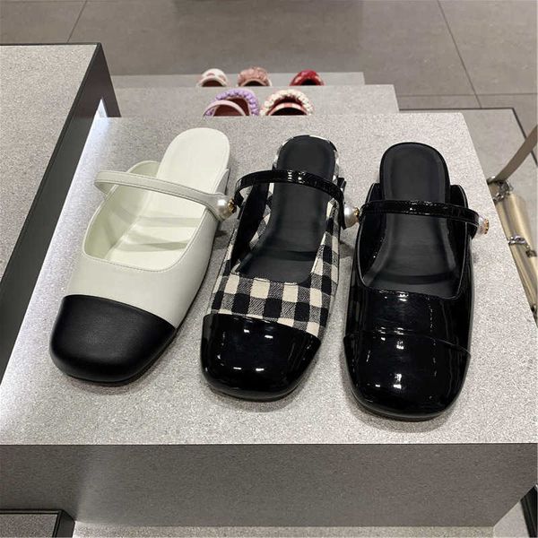 xiaoxiangfeng 2023 new colored baotou half women's summer outwear flat sole muller shoes lazy man slippers, Black
xiaoxiangfeng 2023 new colored baotou half women's summer outwear flat sole muller shoes lazy man slippers, Black
