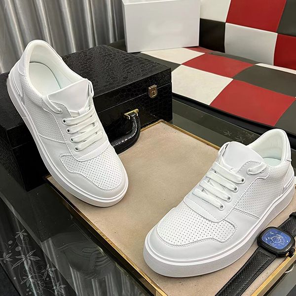designer casual sneakers men's new summer leather waterproof breathable luxury mens shoes casual running shoes have two classic colors, Black
designer casual sneakers men's new summer leather waterproof breathable luxury mens shoes casual running shoes have two classic colors, Black