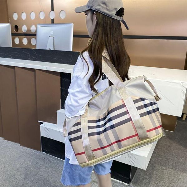 bby checkered stripe duffel bags luxury fashion men women travel duffle bags brand designer luggage handbags large capacity sport bag
bby checkered stripe duffel bags luxury fashion men women travel duffle bags brand designer luggage handbags large capacity sport bag