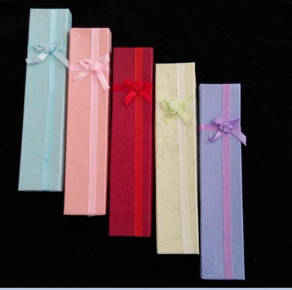 size 421cm 24pcslot hard paper jewelry necklace jewellery boxes packingpackagepackaging display showing box case bins with bow2771086, Black;white
size 421cm 24pcslot hard paper jewelry necklace jewellery boxes packingpackagepackaging display showing box case bins with bow2771086, Black;white