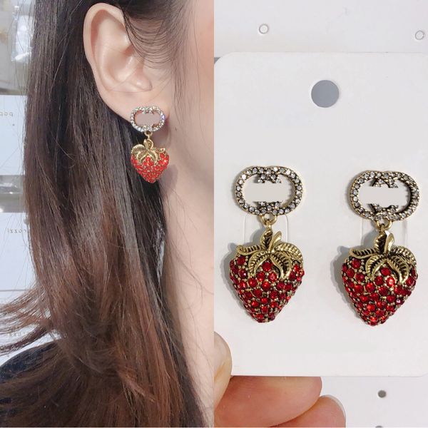 famous designer earring brand letter ear stud women strawberry pendant earrings for wedding party gift jewelry accessories 20style, Golden;silver
famous designer earring brand letter ear stud women strawberry pendant earrings for wedding party gift jewelry accessories 20style, Golden;silver