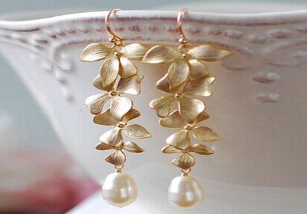 2019 new fashion women lady gold orchid matte flower pendant long dangle hook earrings jewelry gift1828453, Silver
2019 new fashion women lady gold orchid matte flower pendant long dangle hook earrings jewelry gift1828453, Silver