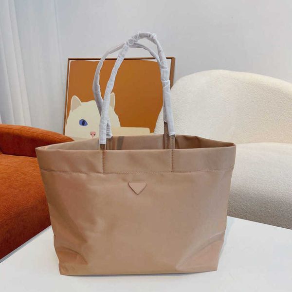 prdbag triangle logo evening bags tote nylon shopping handbag women large capacity work women fashion designer shopping bag purses ladies ha
prdbag triangle logo evening bags tote nylon shopping handbag women large capacity work women fashion designer shopping bag purses ladies ha