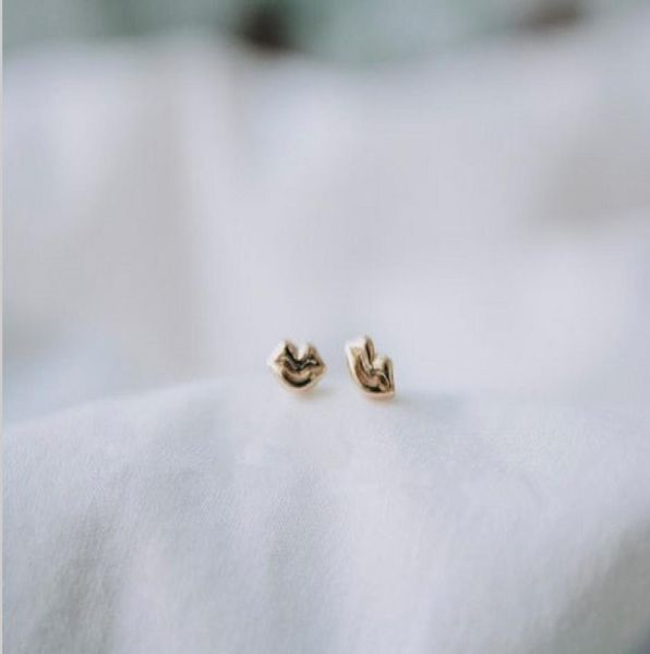 in 2016 his lips compound new fashion women earrings lovely earrings whole day gift4215182, Golden;silver
in 2016 his lips compound new fashion women earrings lovely earrings whole day gift4215182, Golden;silver