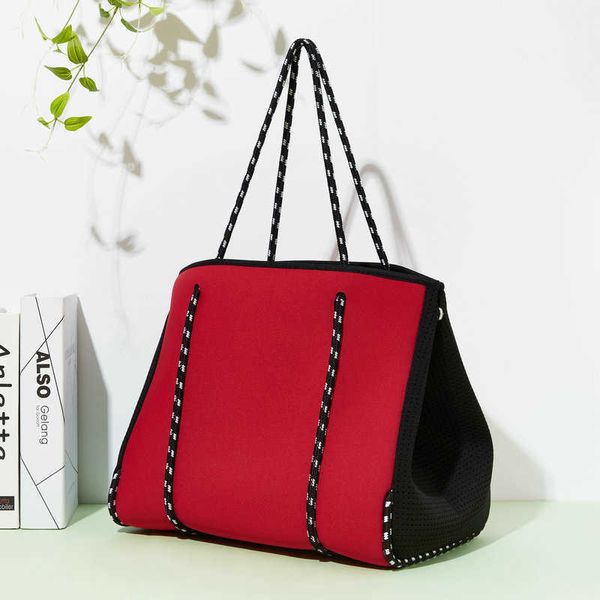 red self-supporting bag diving material beach bun mother bag large capacity women's one shoulder tote bag
red self-supporting bag diving material beach bun mother bag large capacity women's one shoulder tote bag