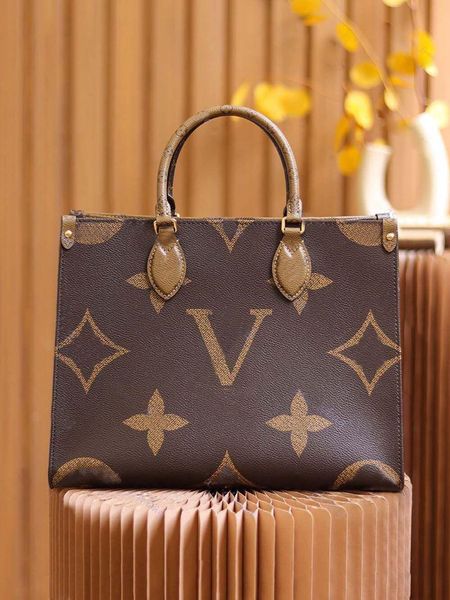 onthego handbags tote women leather shoulder bags leopard splicing crossbody bag messenger bags handbag purse m45321
onthego handbags tote women leather shoulder bags leopard splicing crossbody bag messenger bags handbag purse m45321