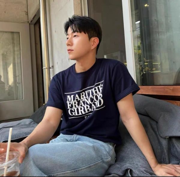 womens tshirt oversized korean trend tshirt summer fashion luxury brand cotton letter print men women short sleeves couple tees 230707, White
womens tshirt oversized korean trend tshirt summer fashion luxury brand cotton letter print men women short sleeves couple tees 230707, White