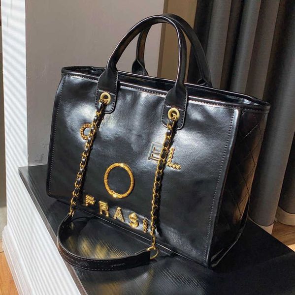 women's luxury fashion hand bags beach bag brand ch metal badge classic totes handbags small mini pearl handbag female capacity large l, Black;red
women's luxury fashion hand bags beach bag brand ch metal badge classic totes handbags small mini pearl handbag female capacity large l, Black;red