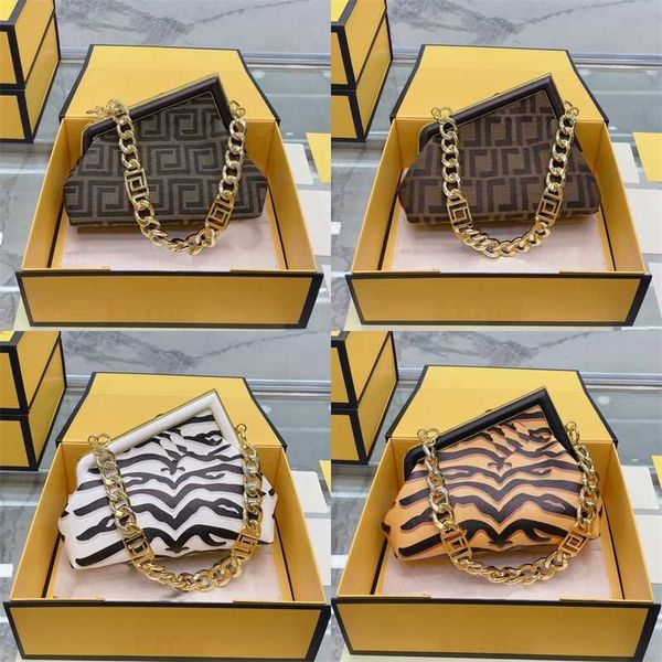 lady evening bags bags designer women bag luxurys handbags cloud shoulder womens chain crossbody handbag ladies fashion classic letter coin
lady evening bags bags designer women bag luxurys handbags cloud shoulder womens chain crossbody handbag ladies fashion classic letter coin