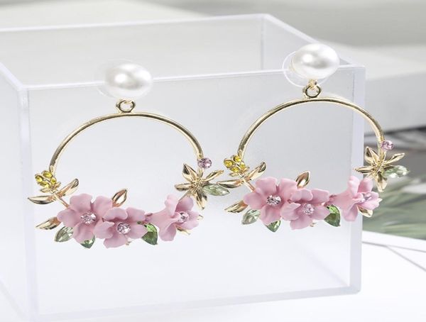 flower korean style earrings with round golden color soft ceramic pearl earrings for women jewelry gift e778880628, Golden;silver
flower korean style earrings with round golden color soft ceramic pearl earrings for women jewelry gift e778880628, Golden;silver