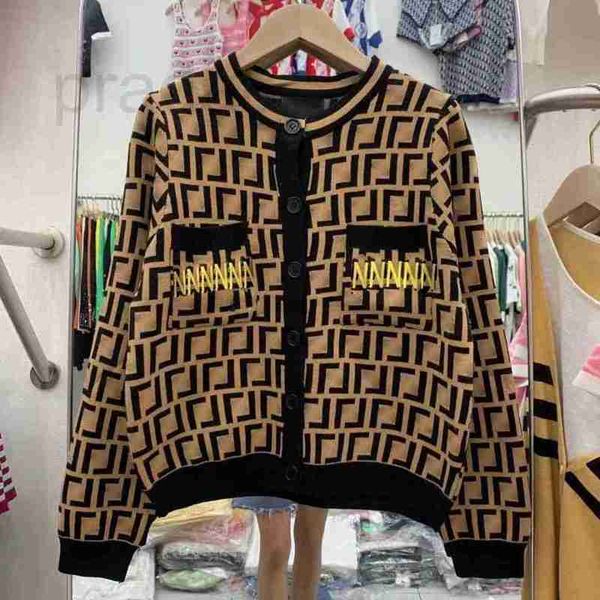 women's sweaters designer womens trend new girly temperament double striped jacquard sweater fashionable loose wild ff letter qh84, White;black
women's sweaters designer womens trend new girly temperament double striped jacquard sweater fashionable loose wild ff letter qh84, White;black