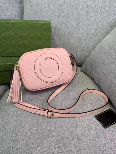 2023 wallet designer bag women handbags bags crossbody soho bag disco shoulder bag fringed messenger bags purse 22cm
2023 wallet designer bag women handbags bags crossbody soho bag disco shoulder bag fringed messenger bags purse 22cm