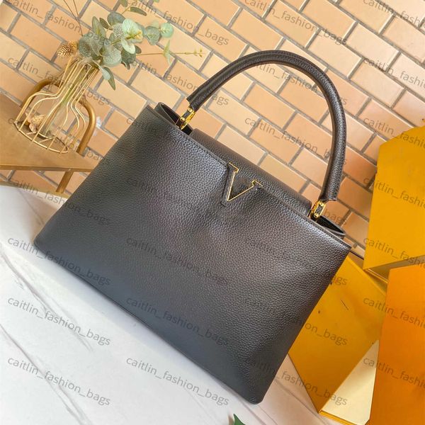tote bags genuine leather v lock decoration totes bag portable female handbag shoulder bags casual handbags designer bag caitlin_fashion_bag
tote bags genuine leather v lock decoration totes bag portable female handbag shoulder bags casual handbags designer bag caitlin_fashion_bag