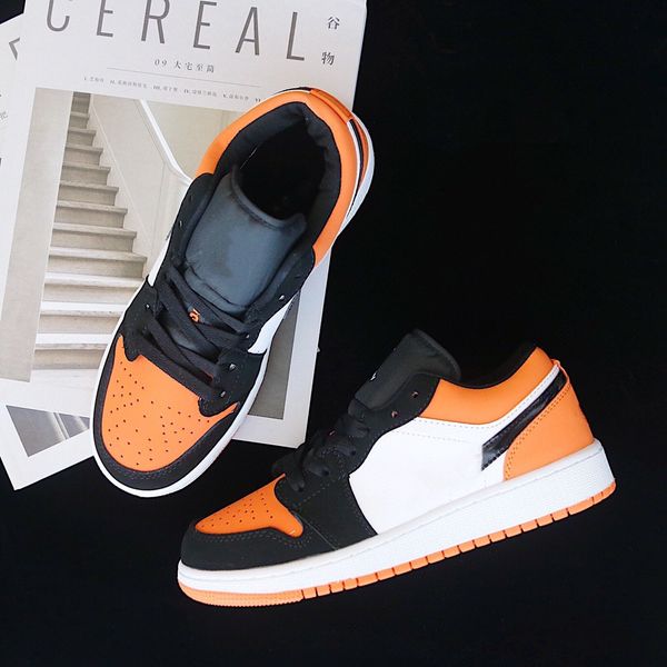 classic 1s low casual sports shoes fashion men women sneakers loafers comfortable genuine leather lace-up outdoor skateboarding trainers 36-, Black
classic 1s low casual sports shoes fashion men women sneakers loafers comfortable genuine leather lace-up outdoor skateboarding trainers 36-, Black