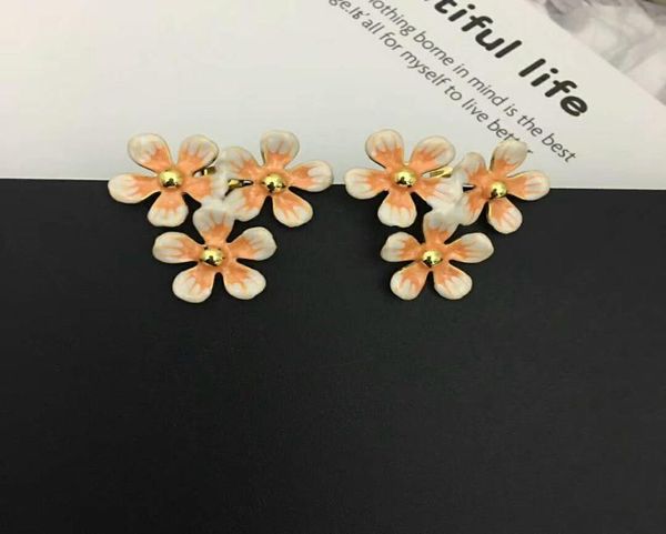 new arrivals luxury designer women earrings enamel flowers earrings for women fashion party jewelry 9558498, Silver
new arrivals luxury designer women earrings enamel flowers earrings for women fashion party jewelry 9558498, Silver